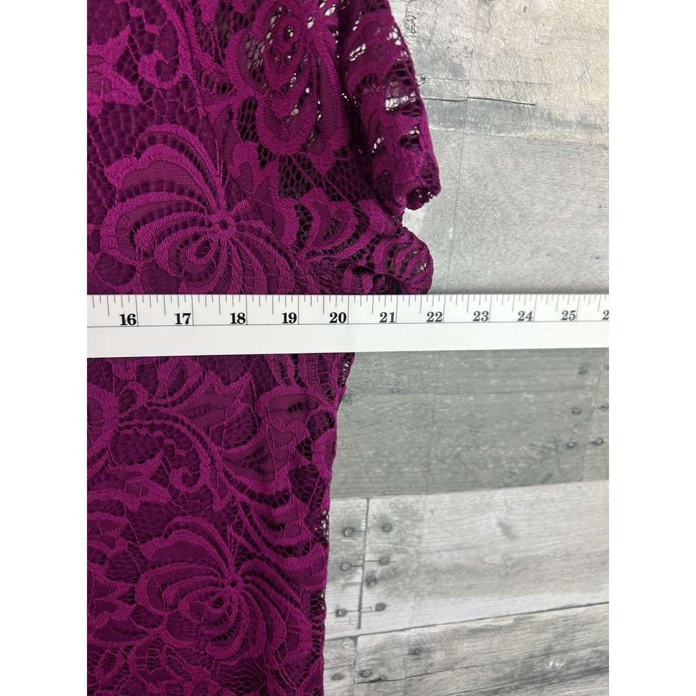Susan Graver Fuchsia Short Sleeve Medium Blouse With Lace Overlay - Picture 4 of 5